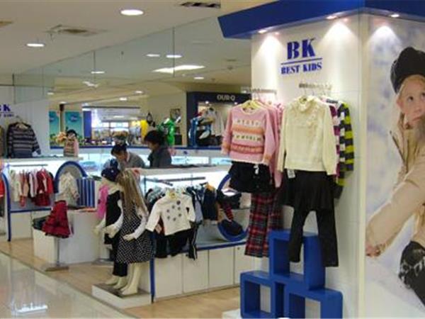 BESTKIDS童装店铺展示