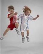 麦珂德弗童装产品图片