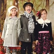 可米熊品牌童装 带来英伦风的经典和时尚