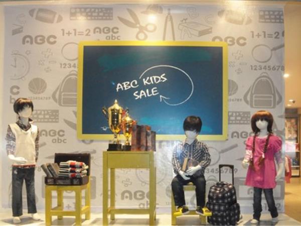 ABC KIDS童装店铺展示