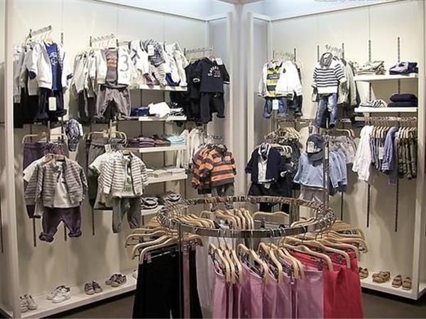 宝蒂巴拉童装店铺展示
