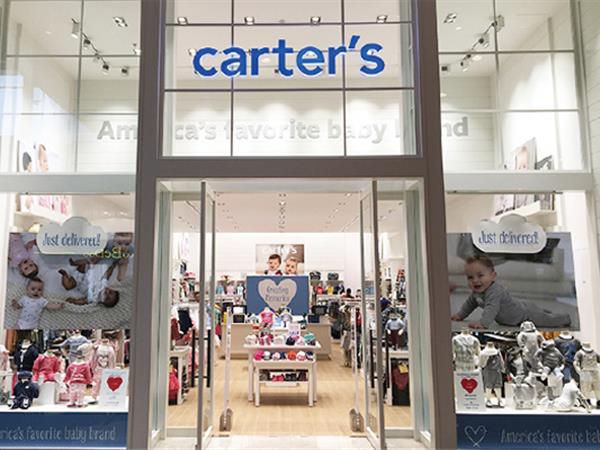 Carters童装店铺展示