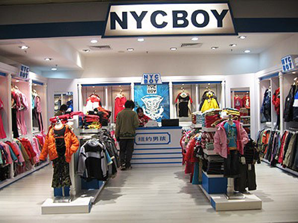 纽约男孩童装店铺展示