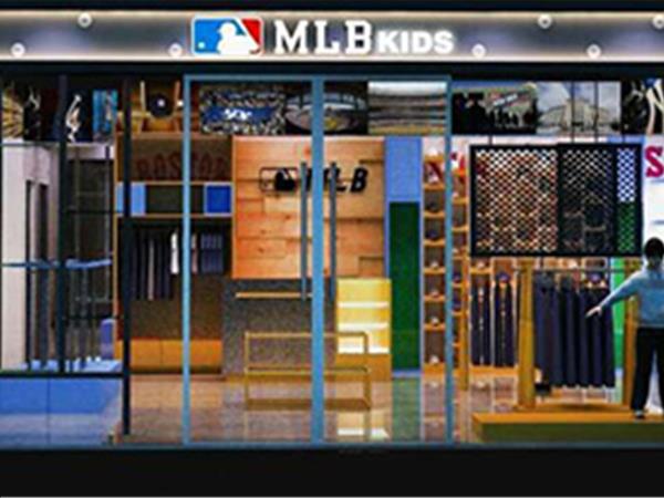 MLB童装店铺展示