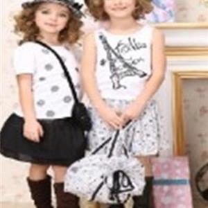 时尚童装加盟比利小鸡童装品牌 引领时尚童装未来！