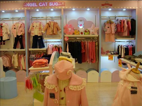天使猫童装店铺展示