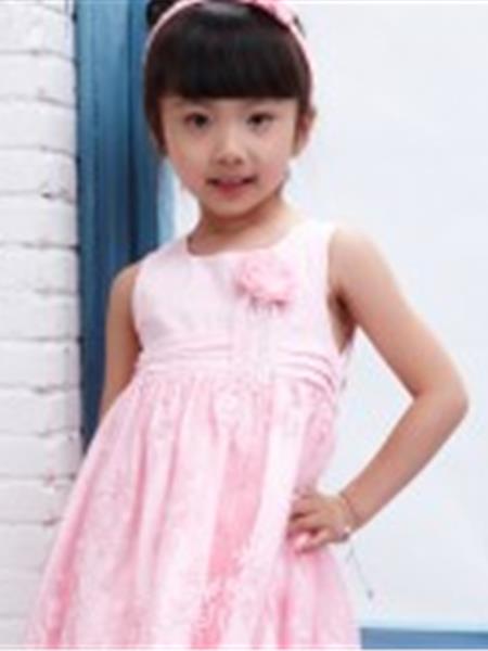 凯纳贝儿童装产品图片